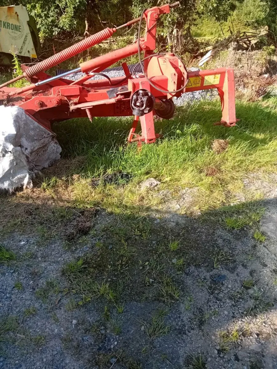 8ft kuhn mower.conditioner - Image 3