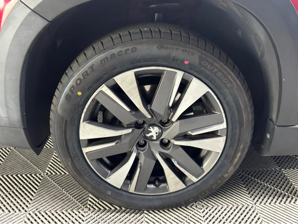 Peugeot 2008 F/L ALLURE 1.2 PURETECH13 PURETECH 13 - Image 2