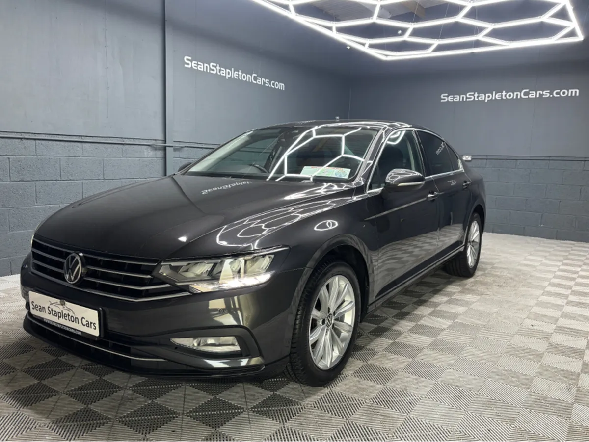Volkswagen Passat BUSINESS 2.0 TDI MANUAL 6SPEED F - Image 1