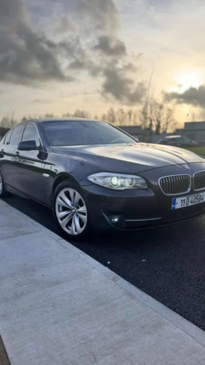 BMW 520D AUTOMATIC - Image 2