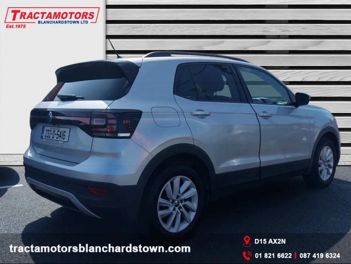 Volkswagen T-Cross LIFE 1.0 TSI MANUAL 5SPEED 95BH - Image 3