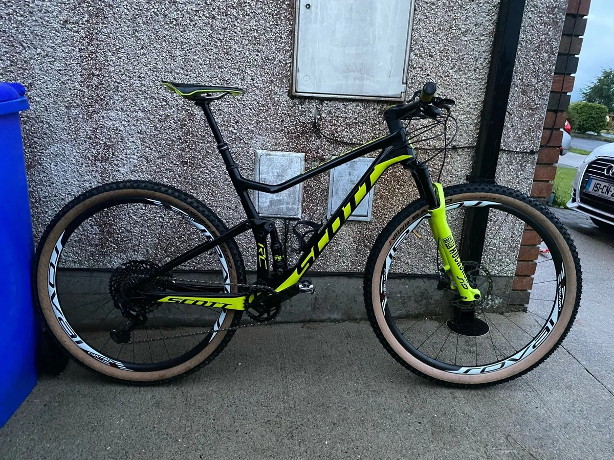 SCOTT SPARK RC 900 World Cup MTB - Image 2