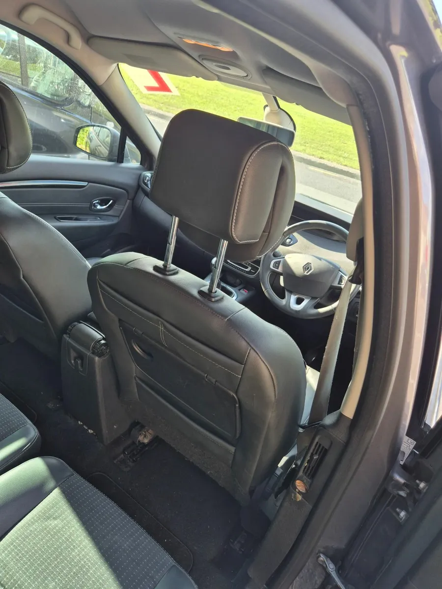 Renault Grand Scenic 2012 - Image 4