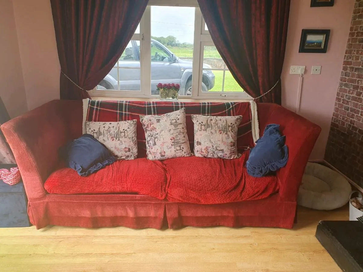 Large red sofa - Image 1