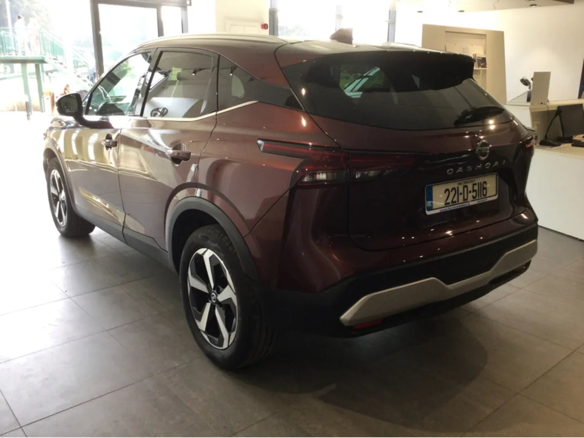 Nissan Qashqai QQ 1.3 HYB SV PREMIUM - Pan Roof - - Image 3