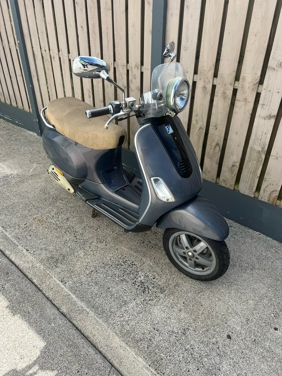 Vespa 50cc - Image 2
