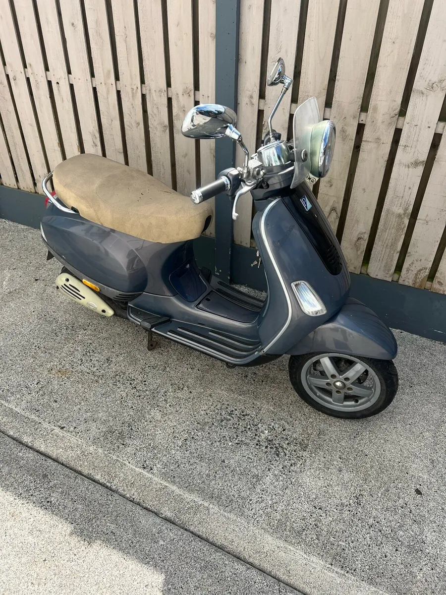 Vespa 50cc - Image 4