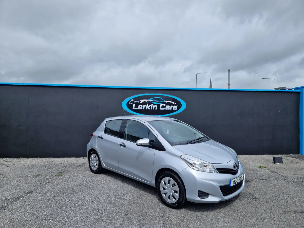 142 Toyota Yaris 1.0 Petrol New NCT Low Miles - Image 3
