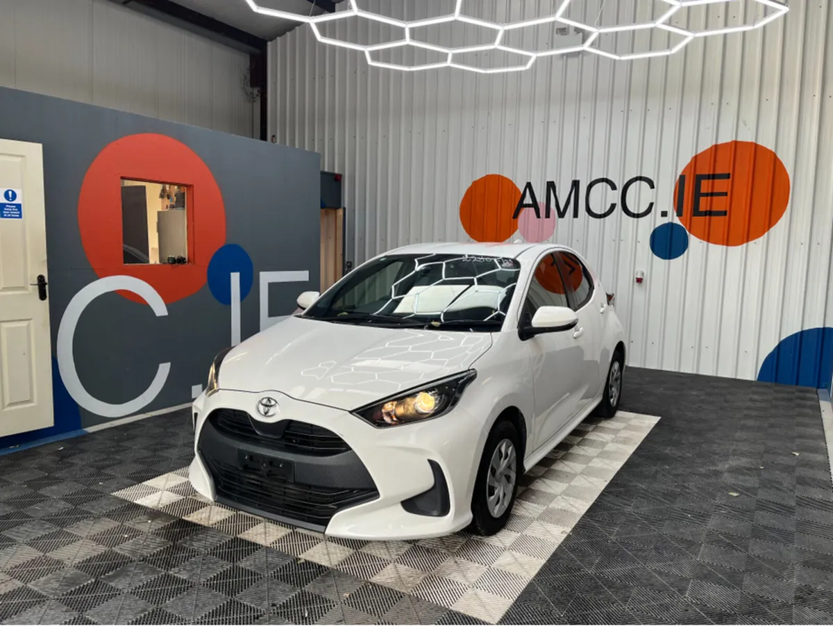 Toyota Yaris 1.0 PETROL / 95k KMs / REVERSE CAMERA - Image 3