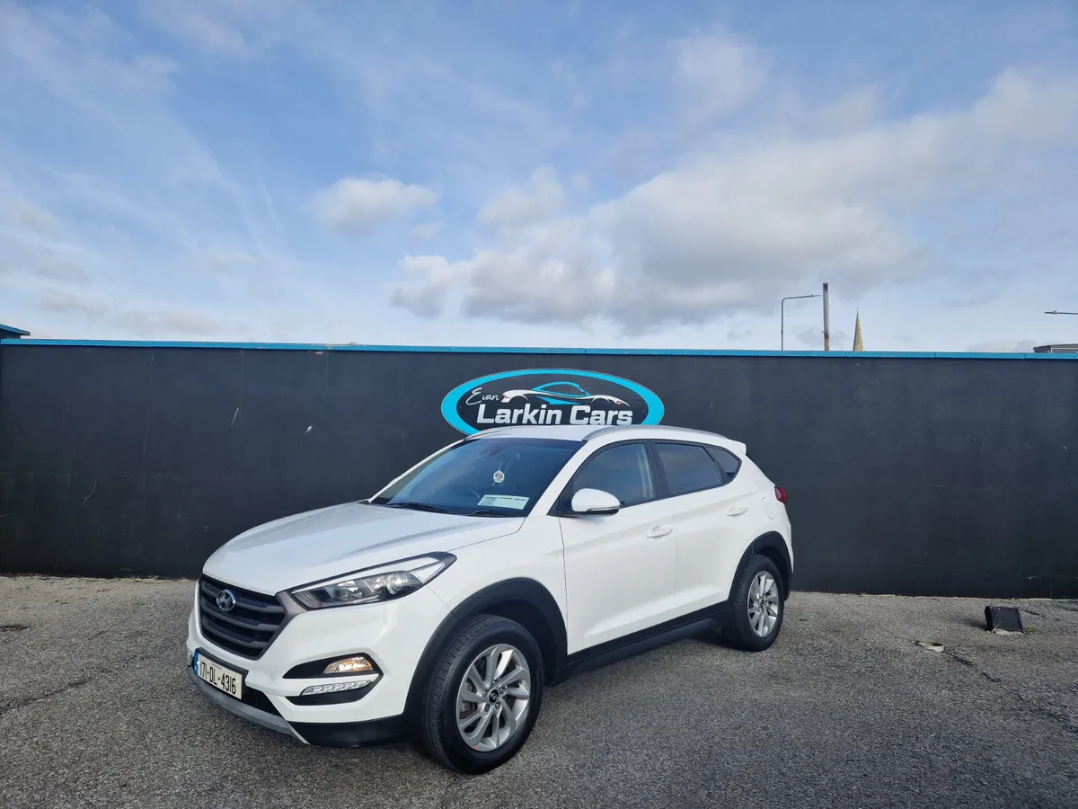 171 Hyundai Tucson 1.7 Diesel Low Miles - Image 2