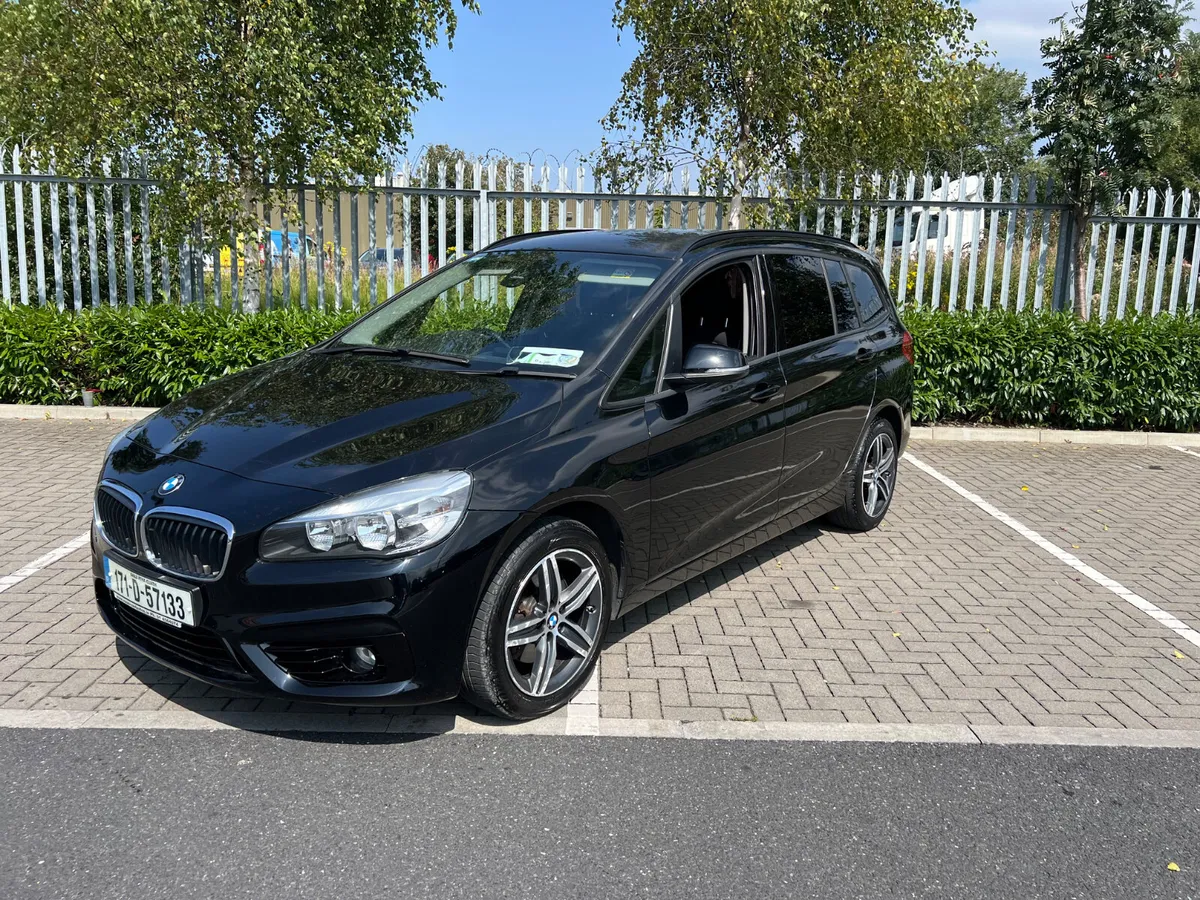 BMW 2-Series 2017 7 Seats - Image 3