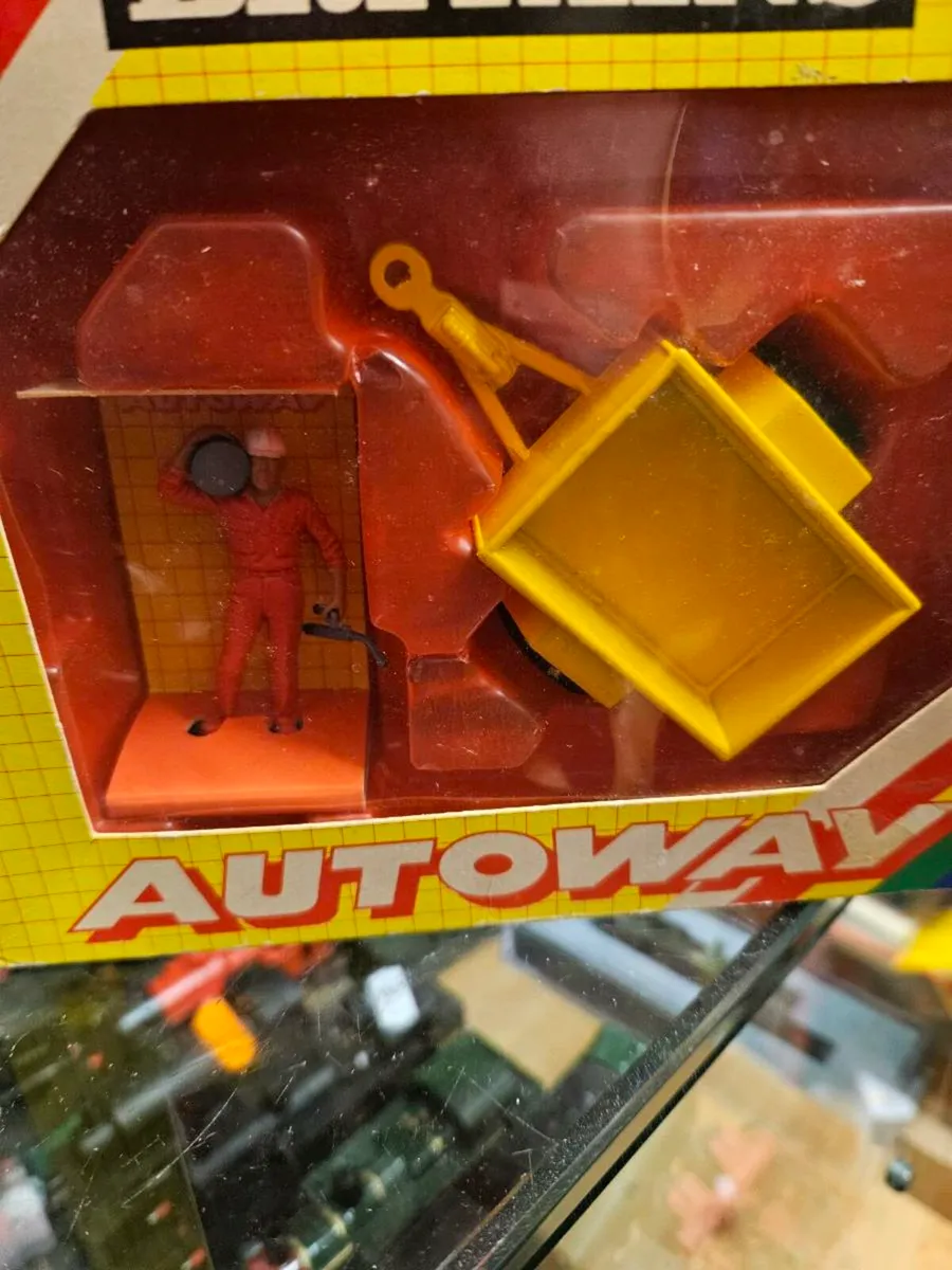 Britain's Autoway Trailer - Image 1