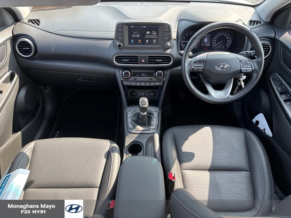Hyundai KONA KAUAI 'FULL LEATHER' EXCUTIVE PLUS 5D - Image 2