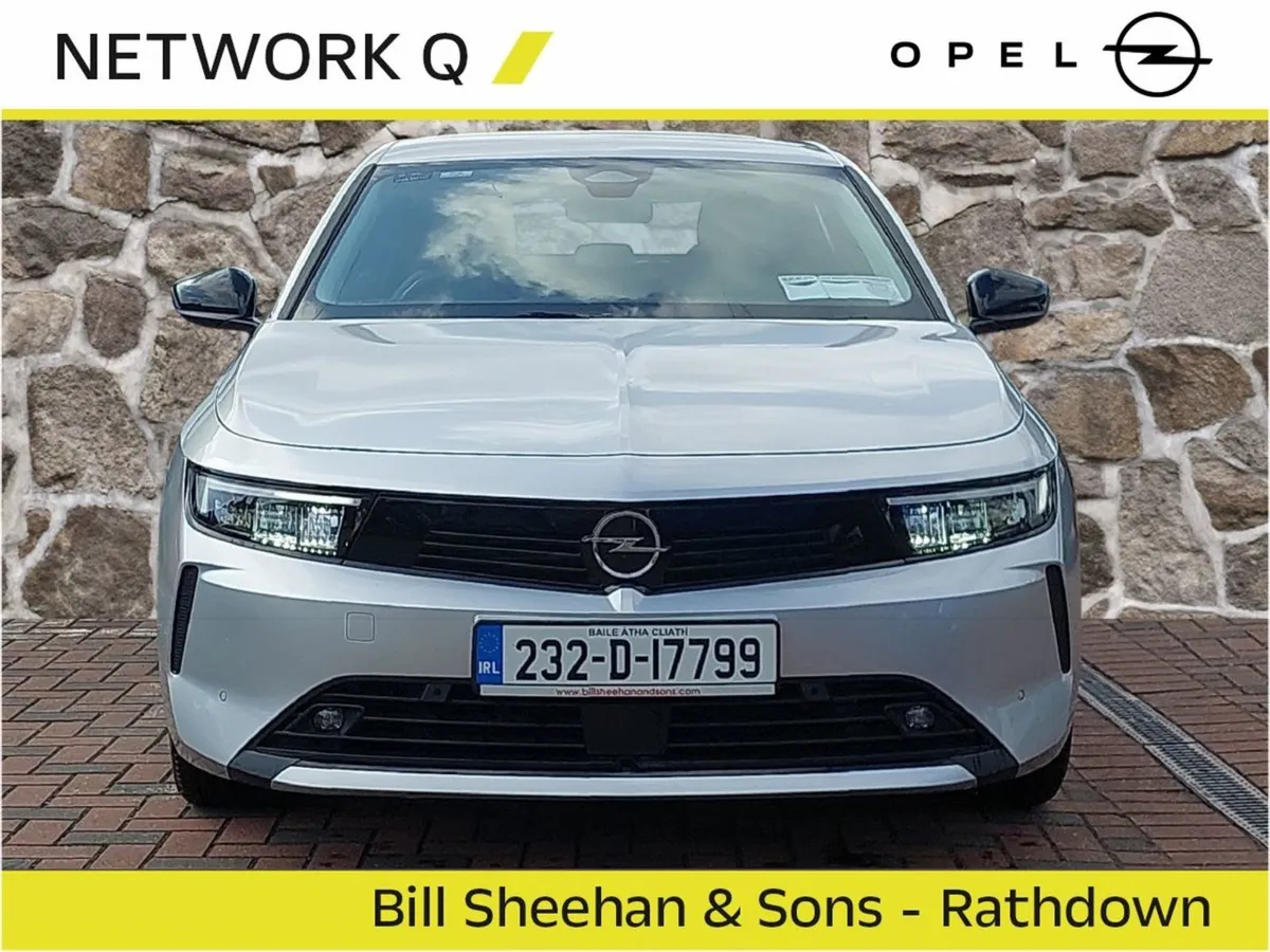 Opel Astra SC 1.2 Turbo 110PS Petrol 6 Speed - Image 2