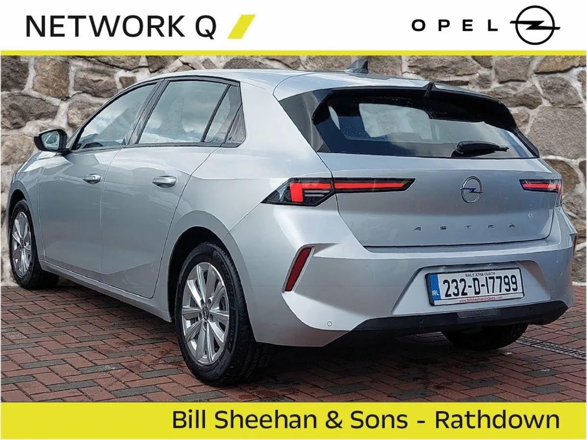 Opel Astra SC 1.2 Turbo 110PS Petrol 6 Speed - Image 4