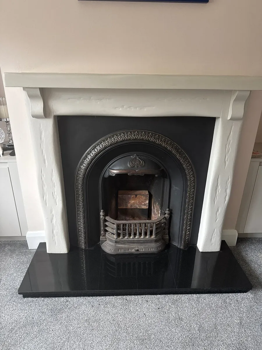 Fireplace insert, surround and hearth - Image 1