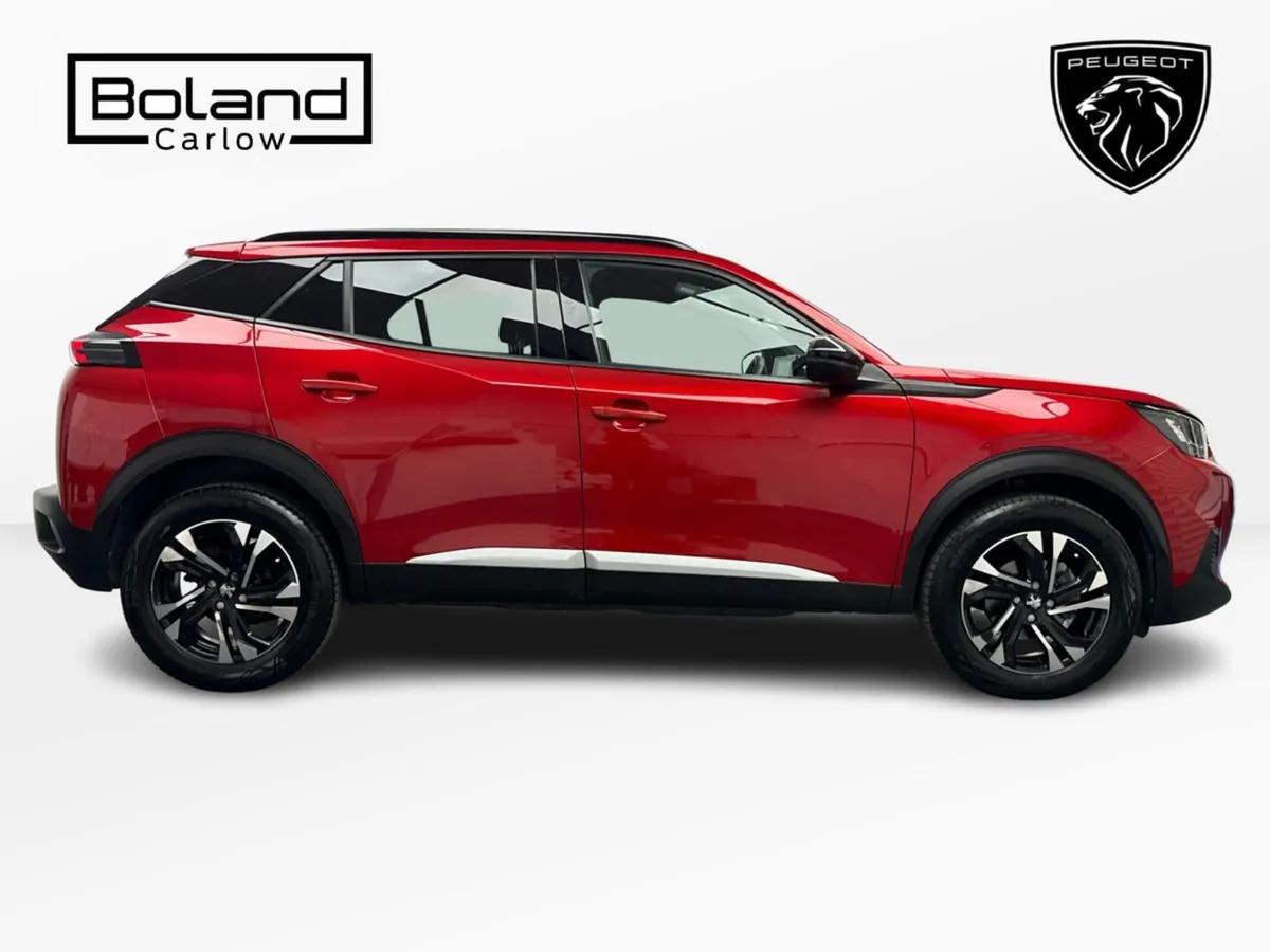 Peugeot 2008 1.2 Allure  low Mileage   90 P/W - Image 4