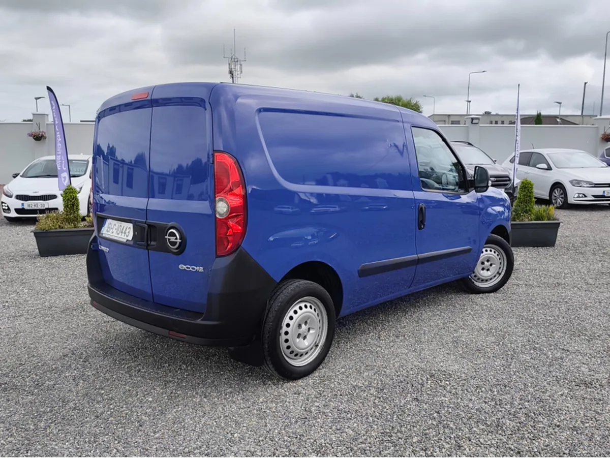 Opel Combo €30 P/W L1H1 2300 1.3 CDTI 2DR - Image 2