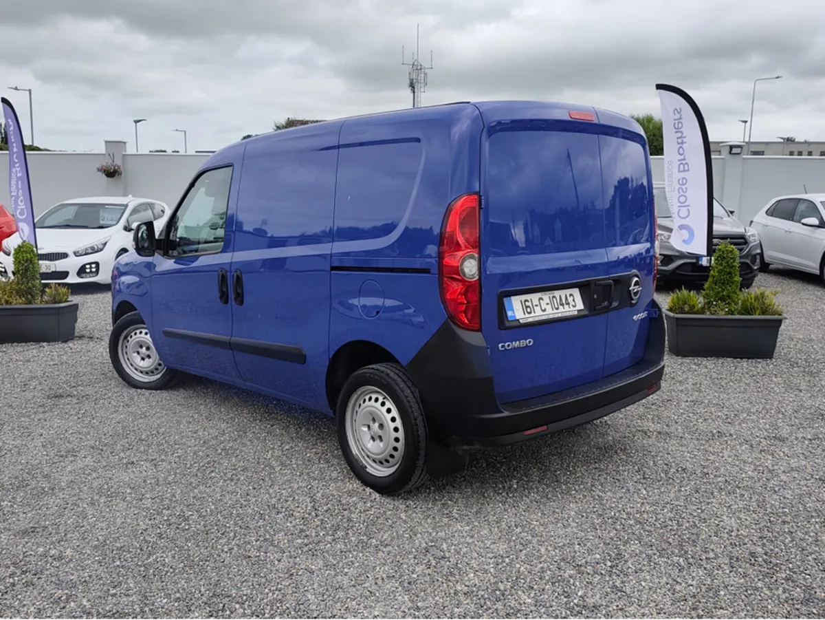 Opel Combo €30 P/W L1H1 2300 1.3 CDTI 2DR - Image 4