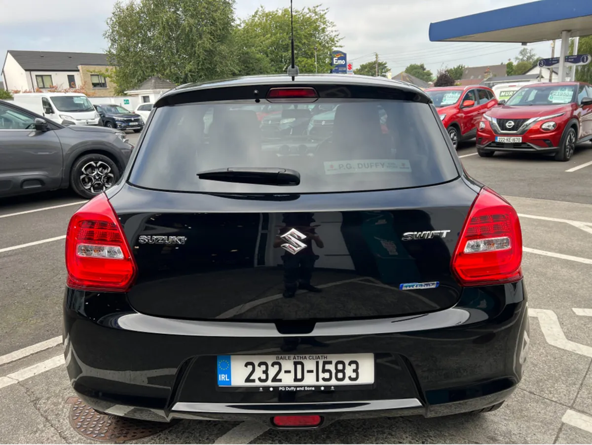 Suzuki Swift 1.2 DUALJET HYBRID SZ-L 5DR - Image 4