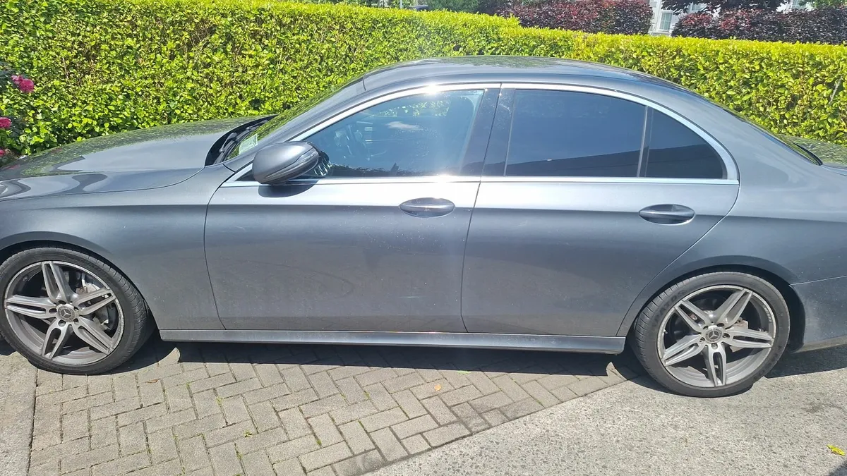 Mercedes-Benz E-Class 2018 - Image 3