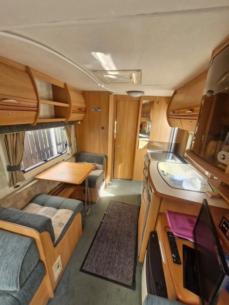 Swift caravan - Image 3