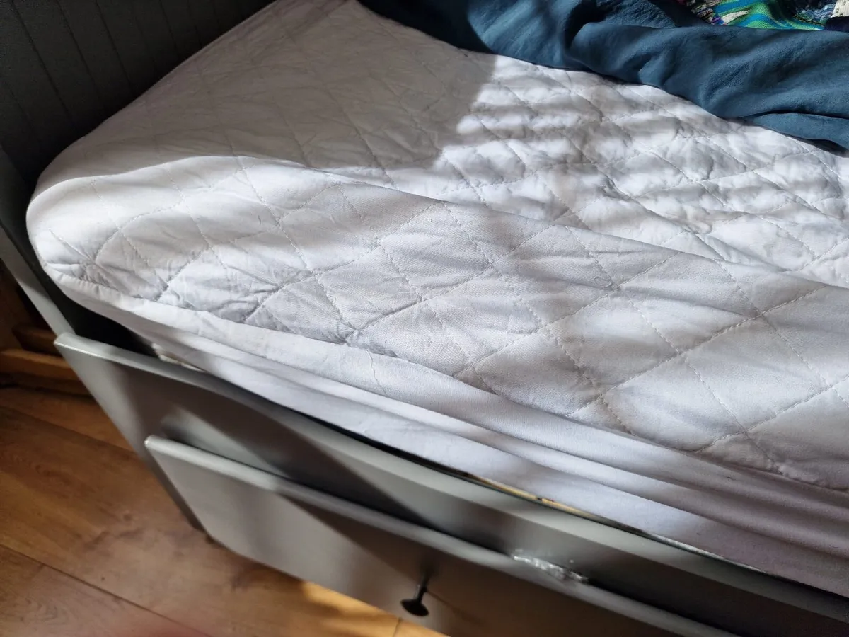 Hemnes Day Bed - Image 3
