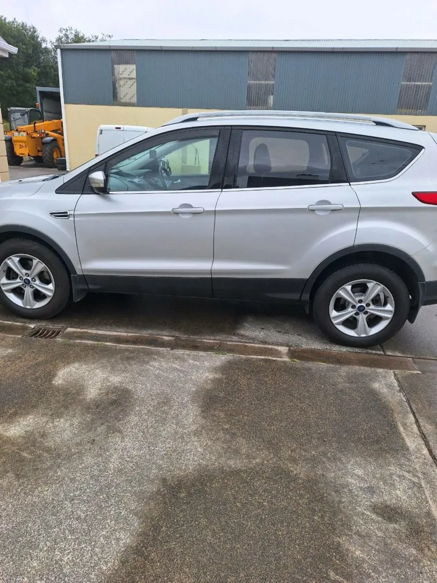 Ford Kuga 4 seater commercial - Image 2