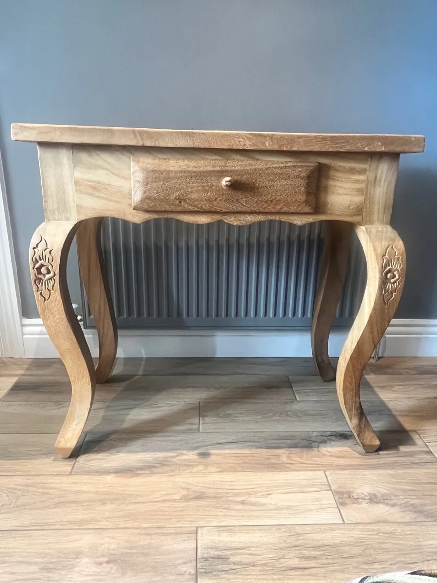 Hall table/sideboard