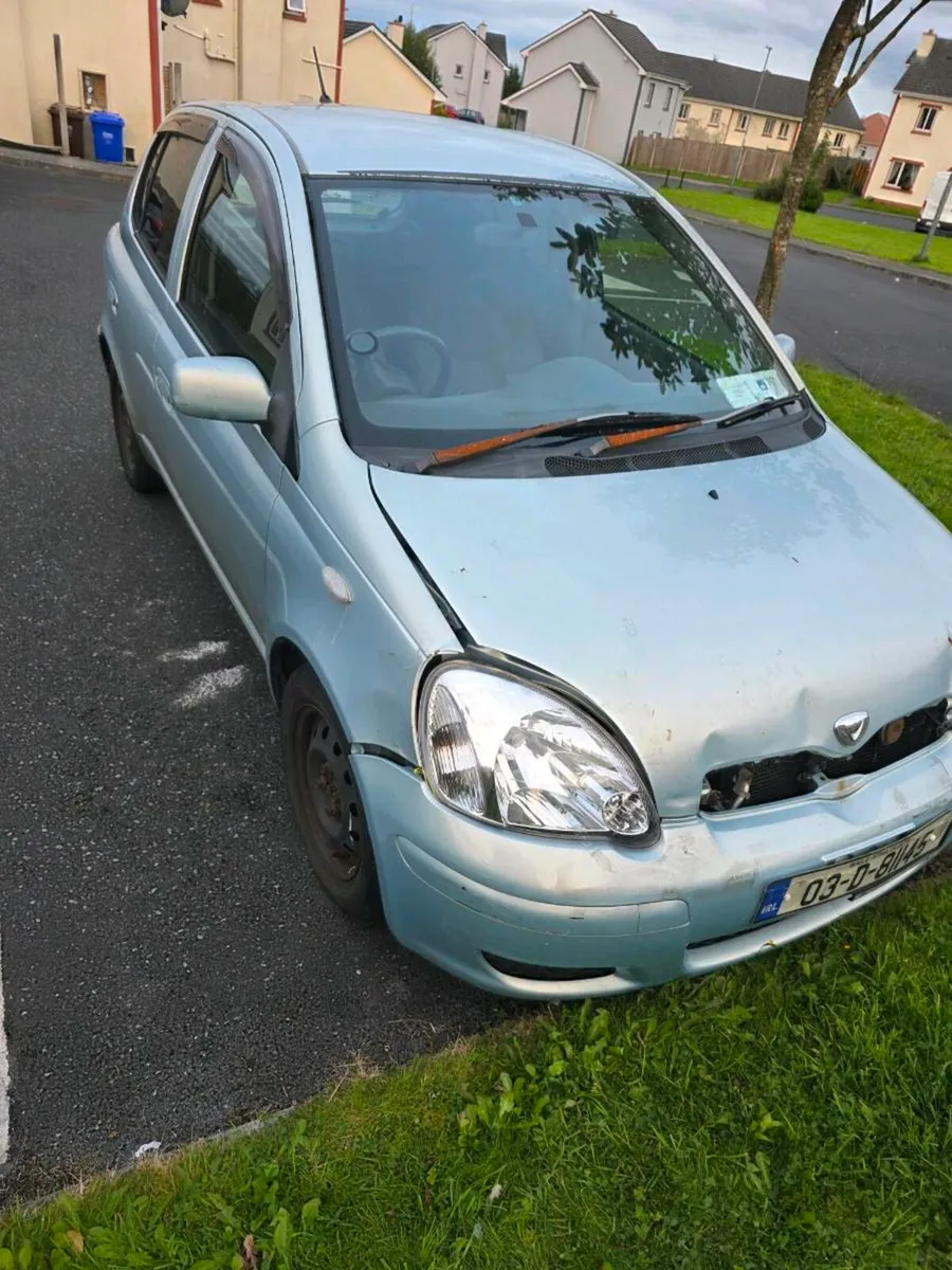 03 toyota yaris 1 liter nctd and taxed - Image 3