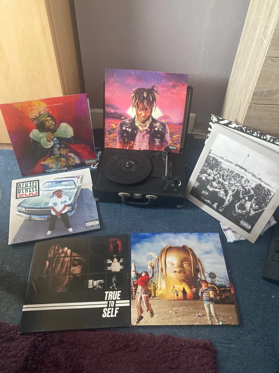 Hip Hop Vinyls - Image 1