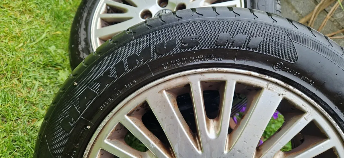 Volvo alloy wheels with tires - Image 3