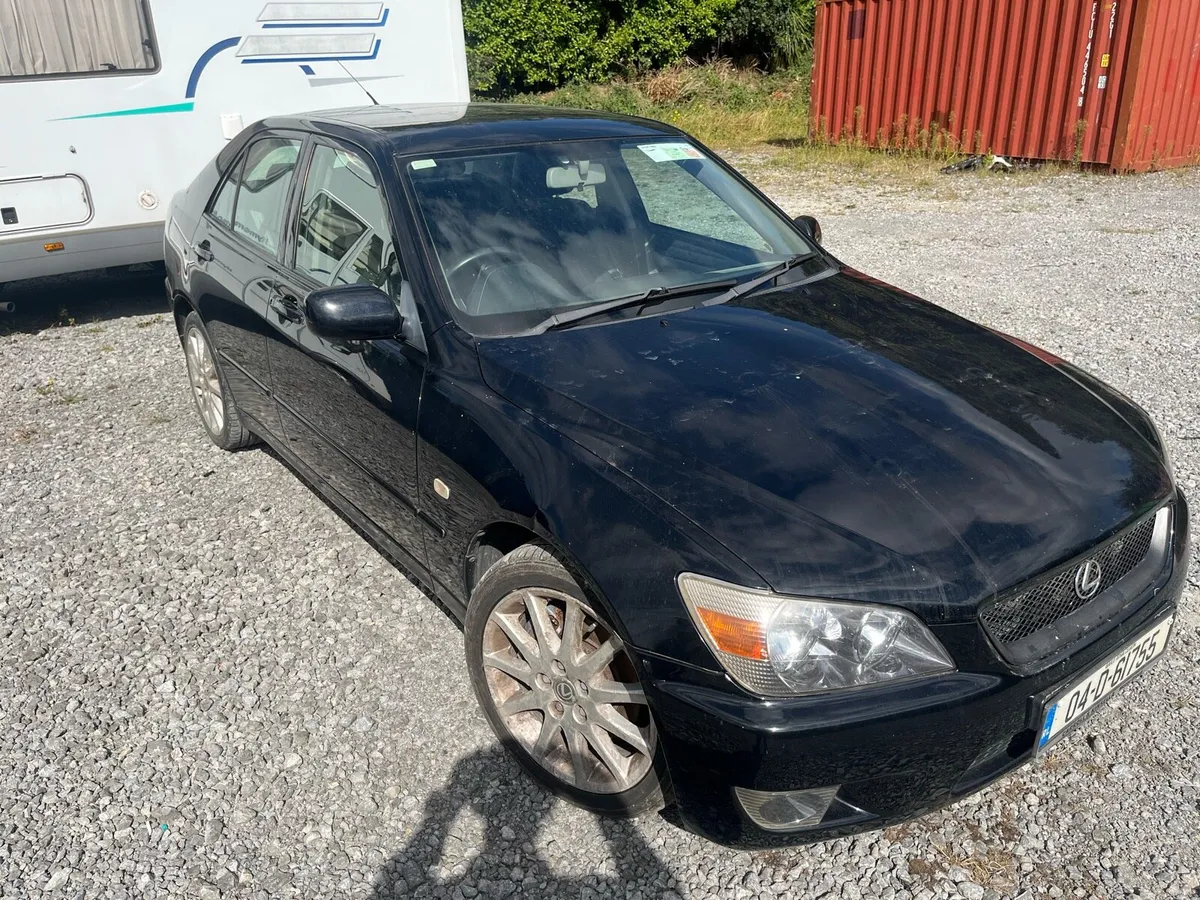 Lexus is200 2004 - Image 3