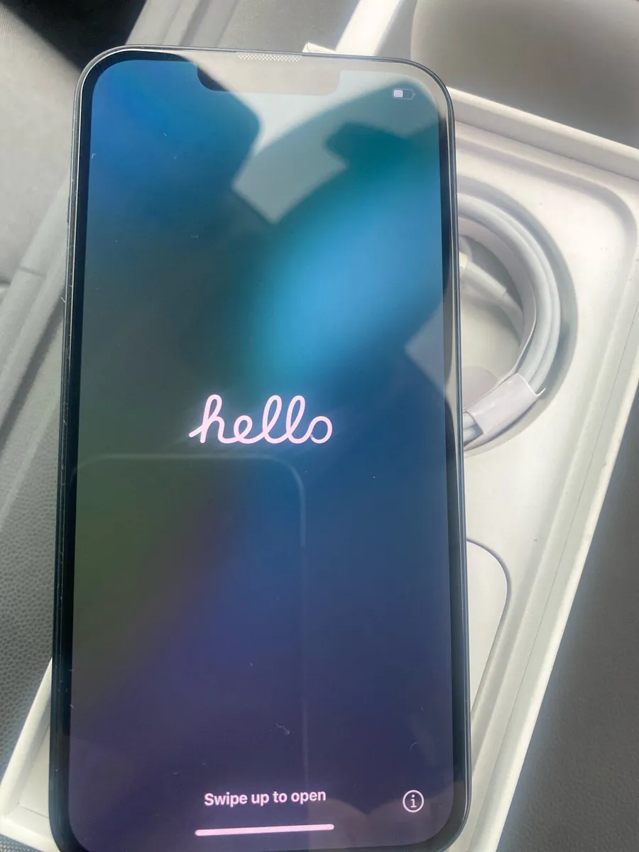 iPhone 14 - Image 1