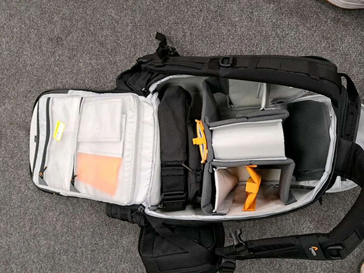 LowePro Professional Camera Bag - Image 3