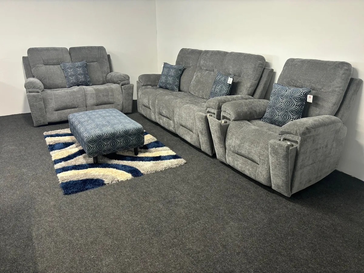 New 3+2 Grey Fabric Hudson Sofas - Image 3