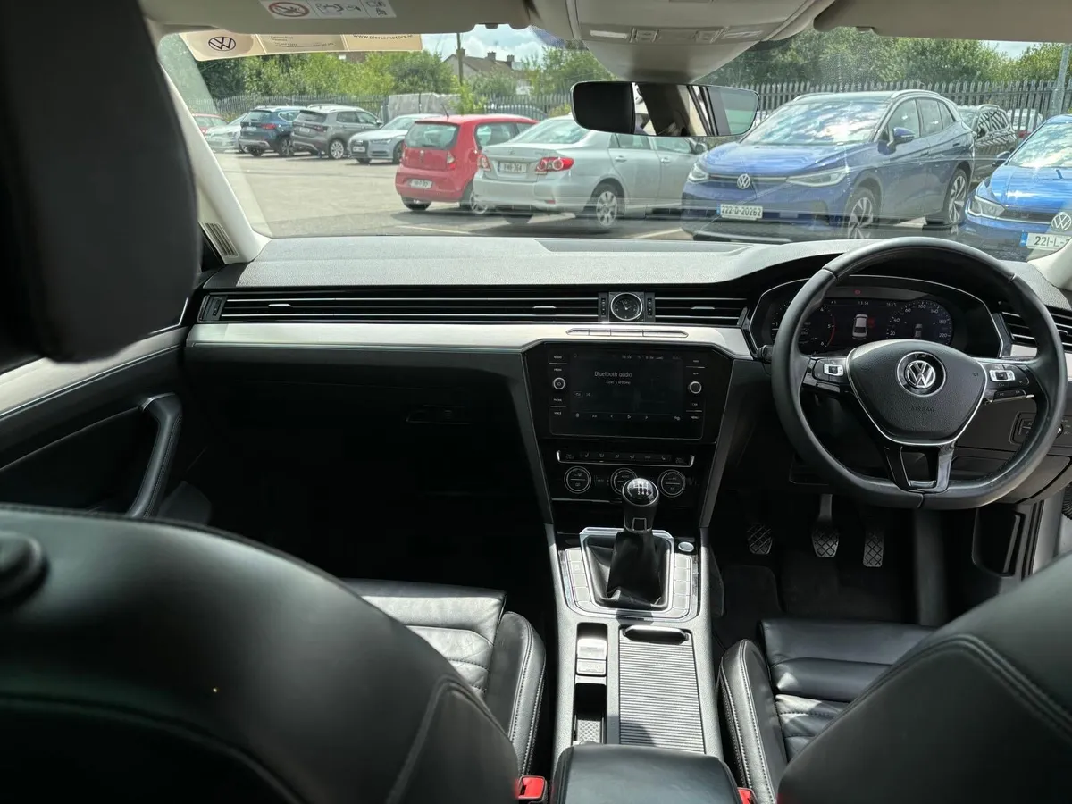 Highline Passat Low Mileage - Image 2