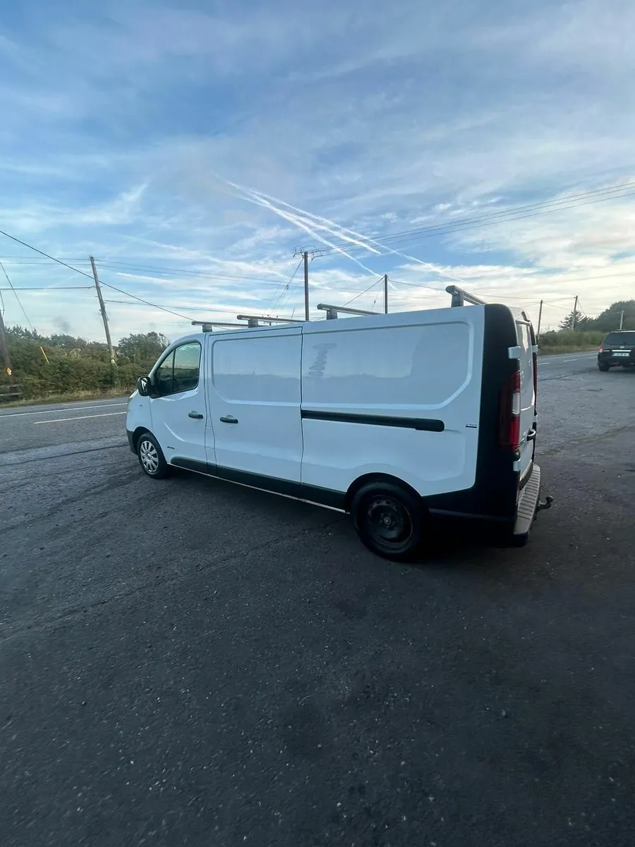 Renault Trafic 2016 - Image 1
