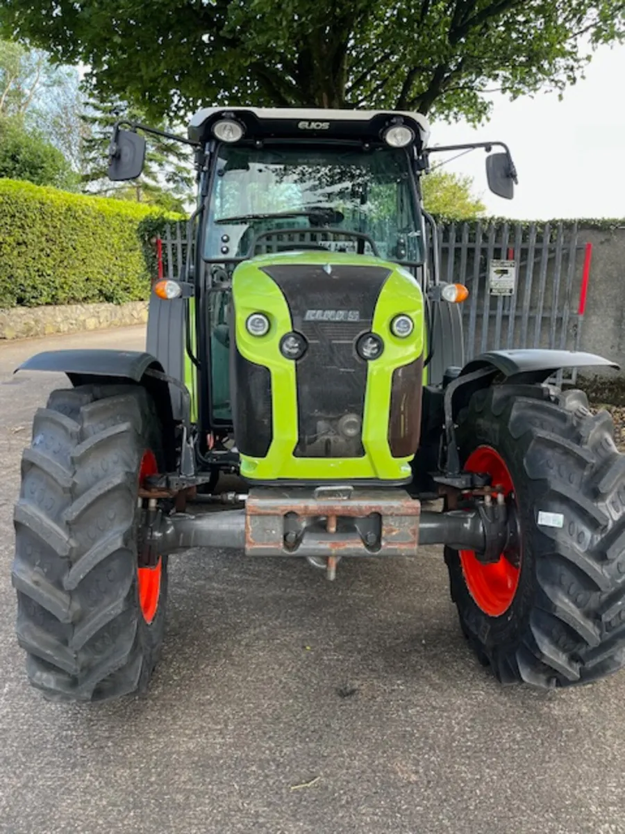 Claas Elios 230 4wd Tractor - Image 2