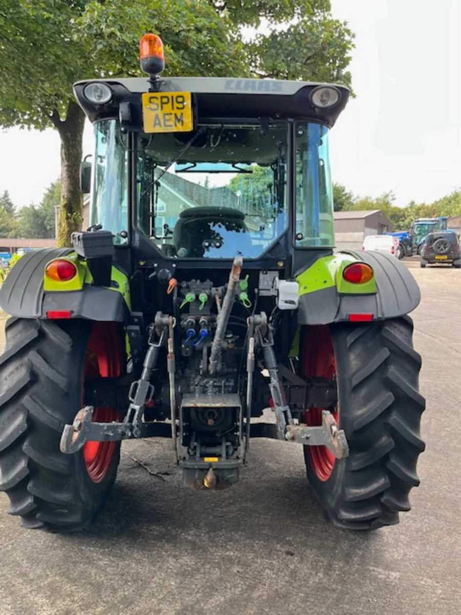 Claas Elios 230 4wd Tractor - Image 4