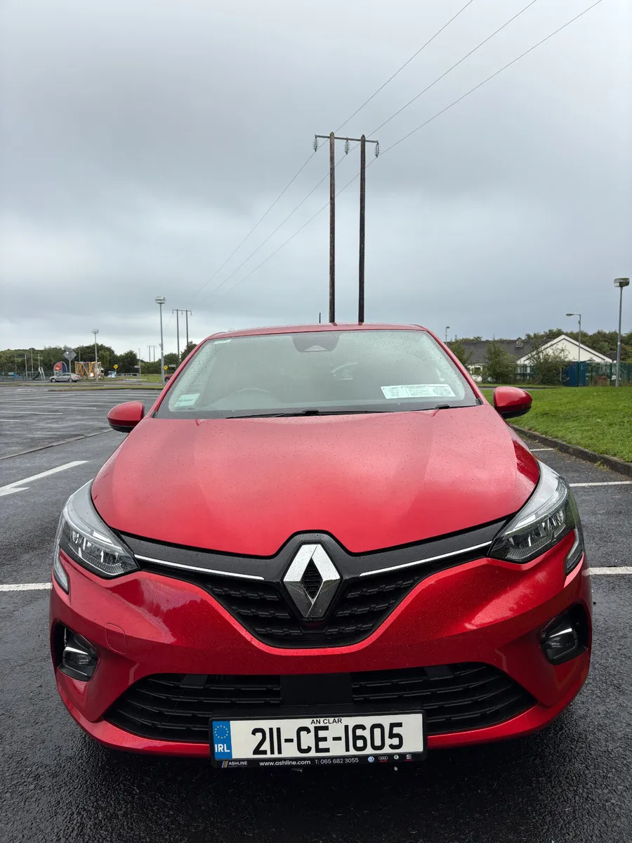 Renault Clio 2021 Iconic TCe 100 MY19 - Image 1