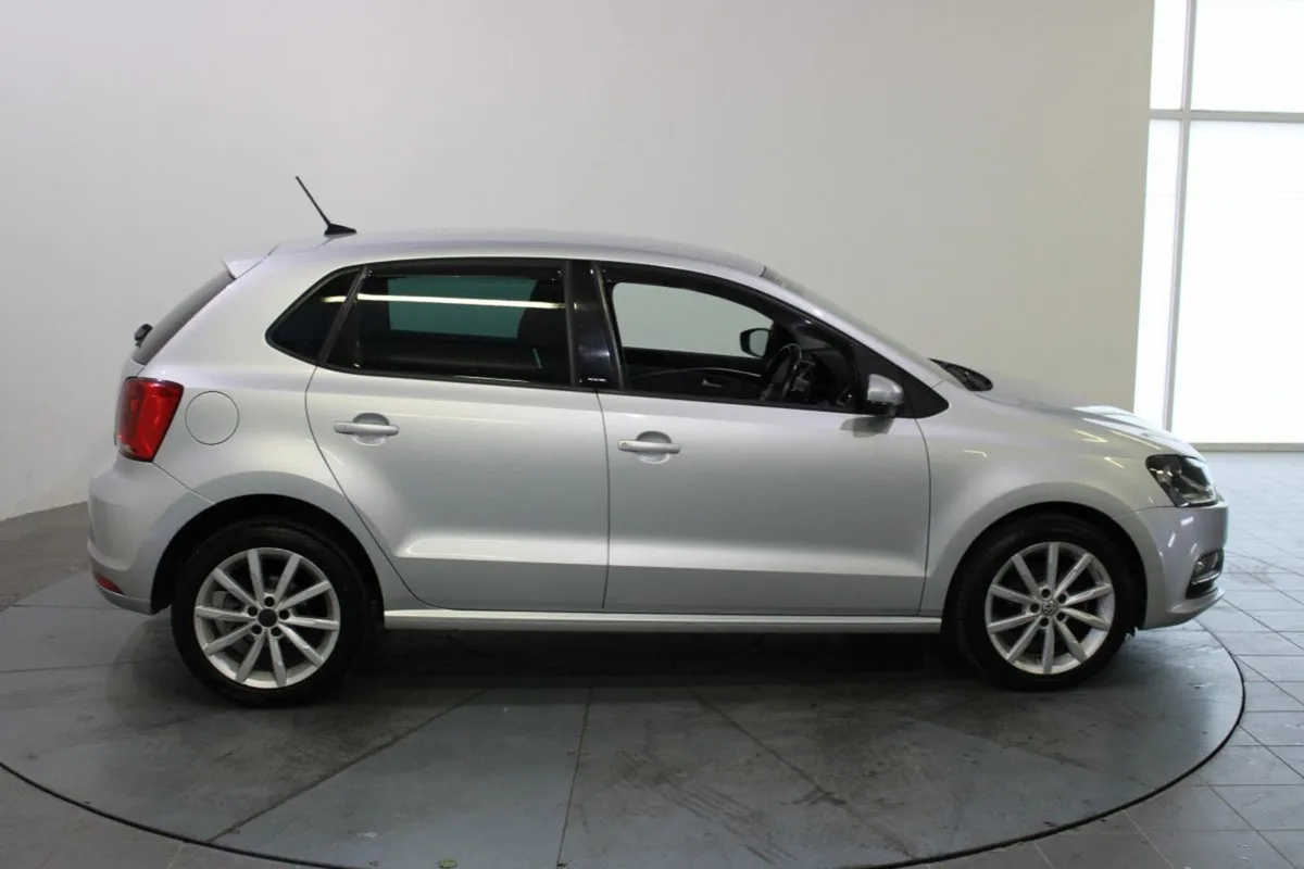 Volkswagen Polo Allstar 1.2 TSI 90hp - Image 3