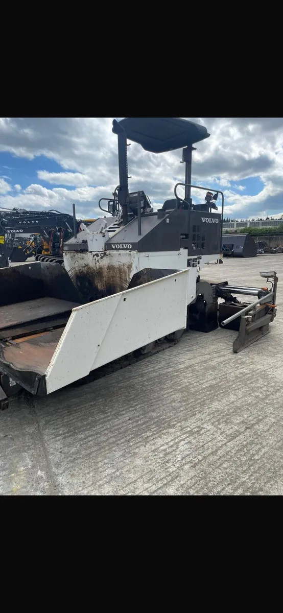 Tracked paver ABG 2820 - Image 4