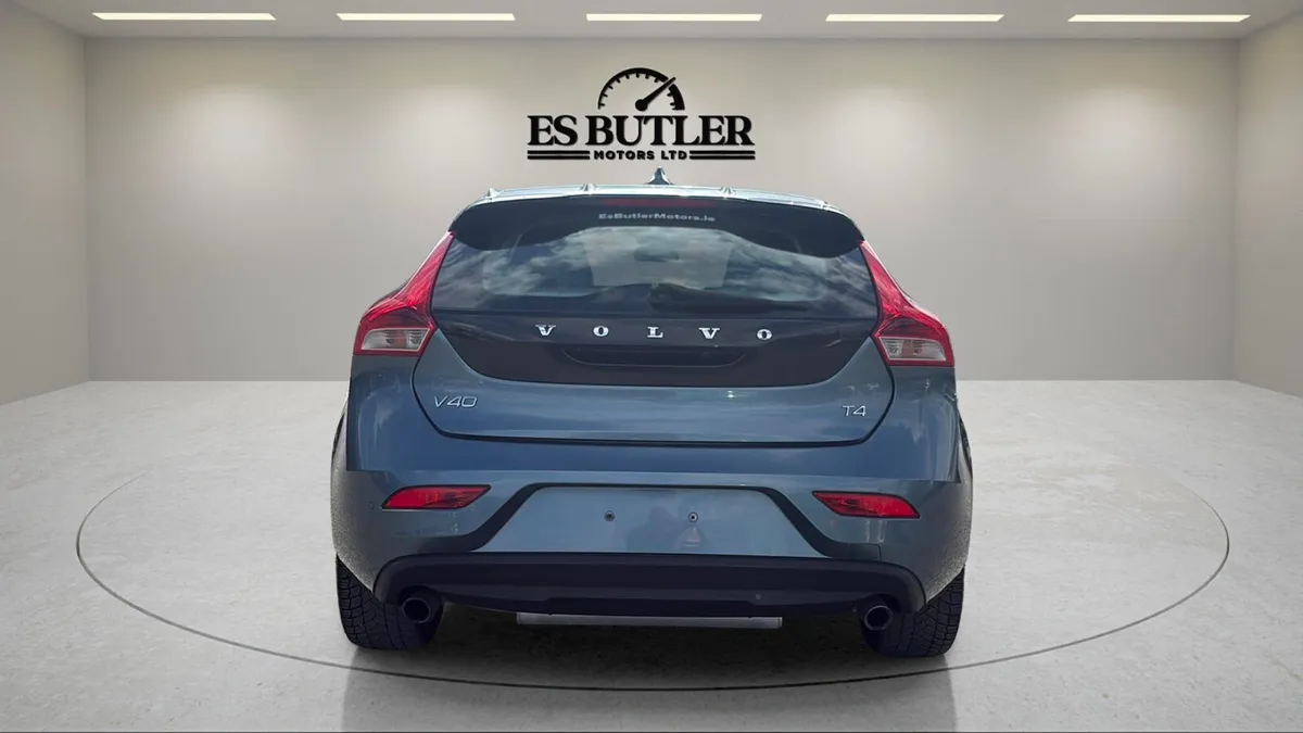 2013 Volvo V40 1.6L AUTO T4 12MONTHS WARRANTY - Image 4