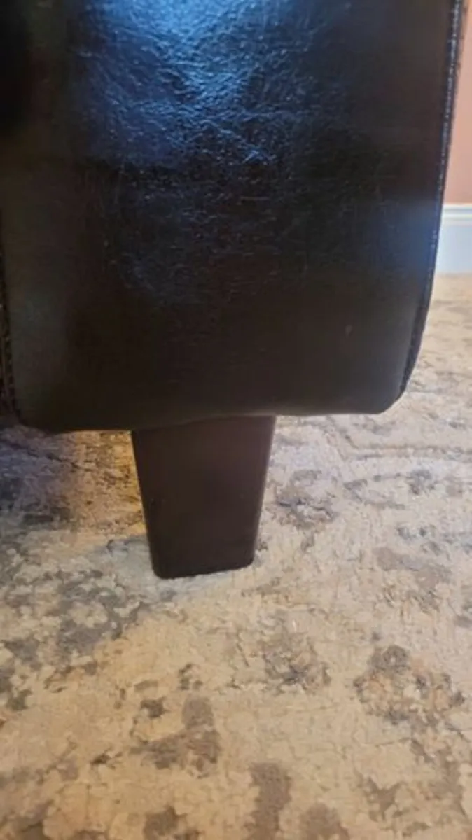 Dark brown leather couch perfect condition - Image 4