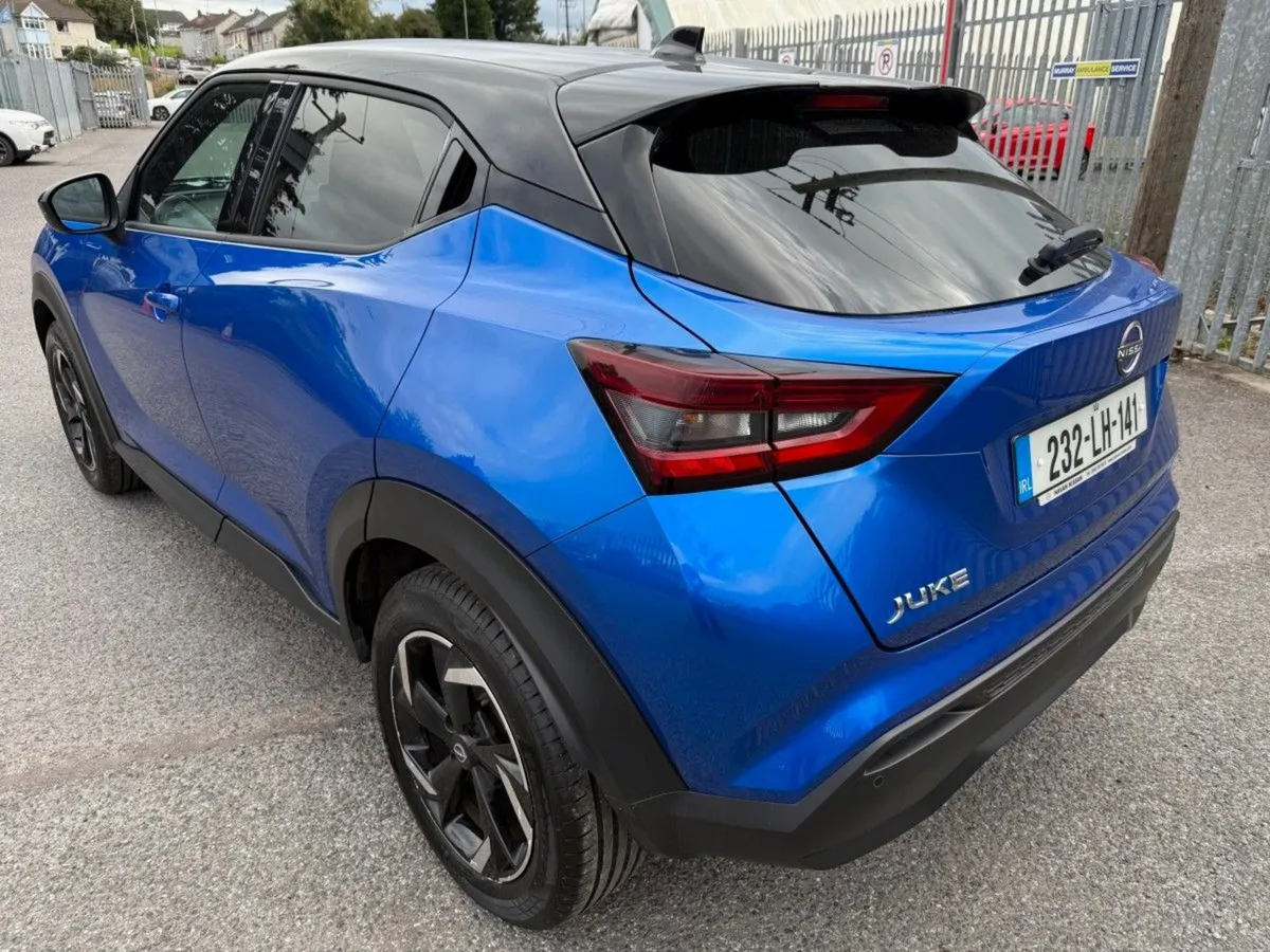 Nissan Juke 1.0i SV Premium Auto 2 Tone - Image 4
