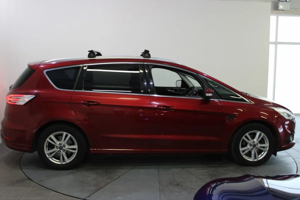 Ford S-Max 2.0 Tdci Titanium - Image 4