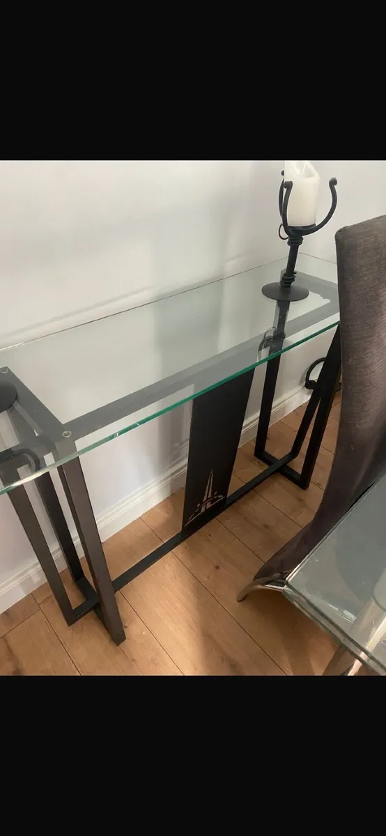 Glass console table - Image 3