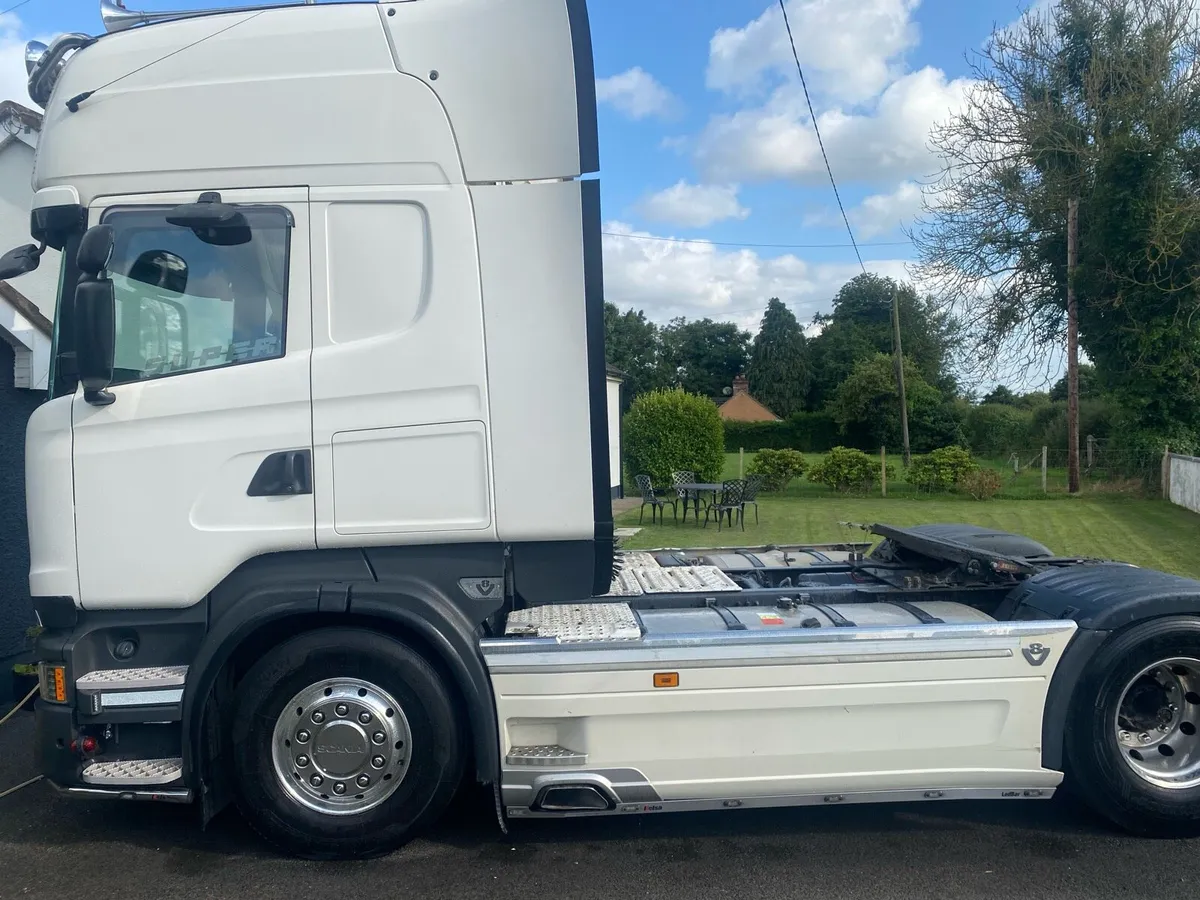 Scania R520 v8 - Image 1