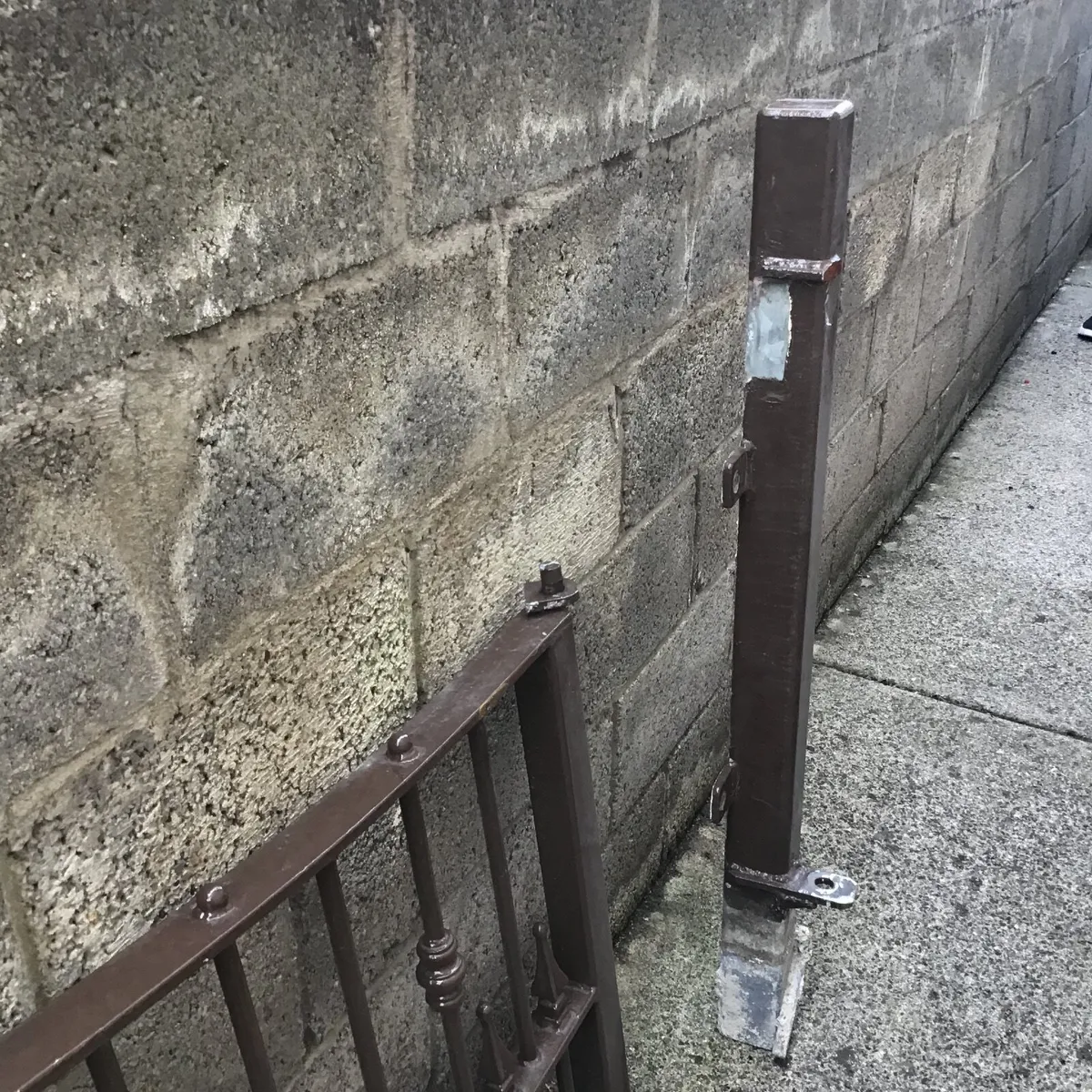 Steel gates - Image 3